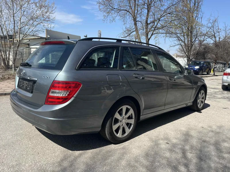Mercedes-Benz C 180 2.2CDI, снимка 3 - Автомобили и джипове - 52637687