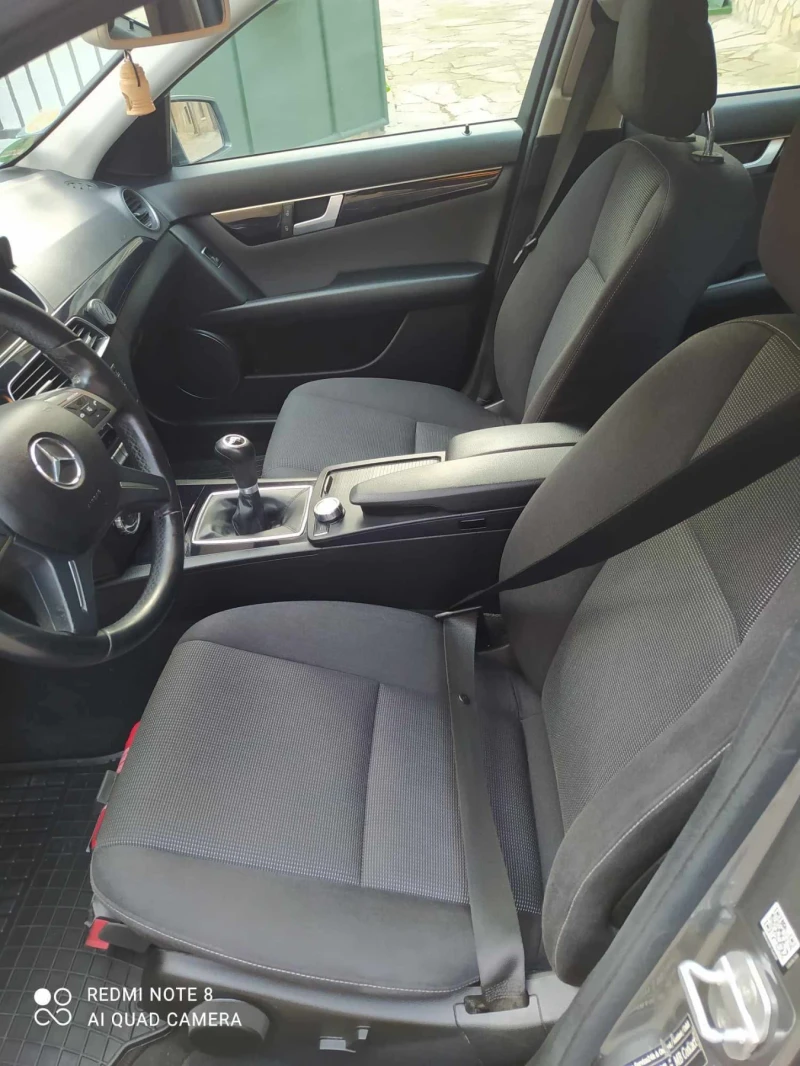 Mercedes-Benz C 180 2.2CDI, снимка 12 - Автомобили и джипове - 52637687