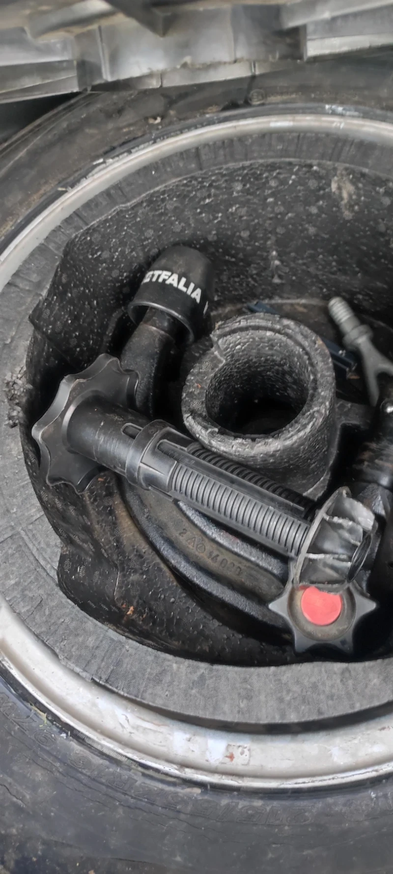 Audi A4 2.0 tdi dsg, снимка 5 - Автомобили и джипове - 52775588