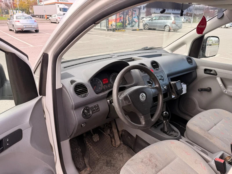 VW Caddy  2.0 EcoFuel, снимка 7 - Автомобили и джипове - 52801557