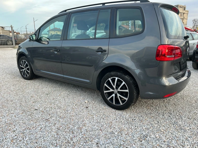 VW Touran, снимка 2 - Автомобили и джипове - 52952530