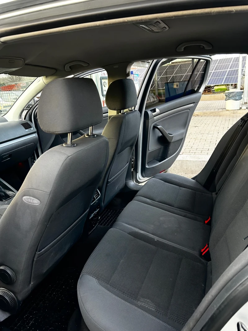 VW Golf 5, снимка 8 - Автомобили и джипове - 53045852