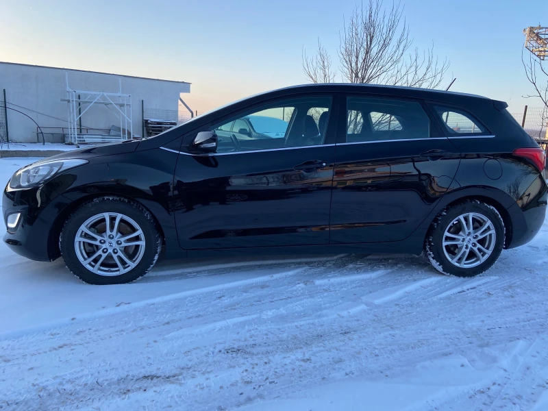 Hyundai I30 1.6 GDI 64000 Швейцария, снимка 2 - Автомобили и джипове - 53135293