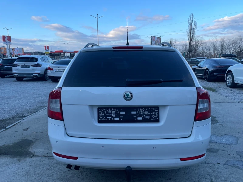 Skoda Octavia 1.6 TDi 4x4 Швейцария, снимка 4 - Автомобили и джипове - 53437988