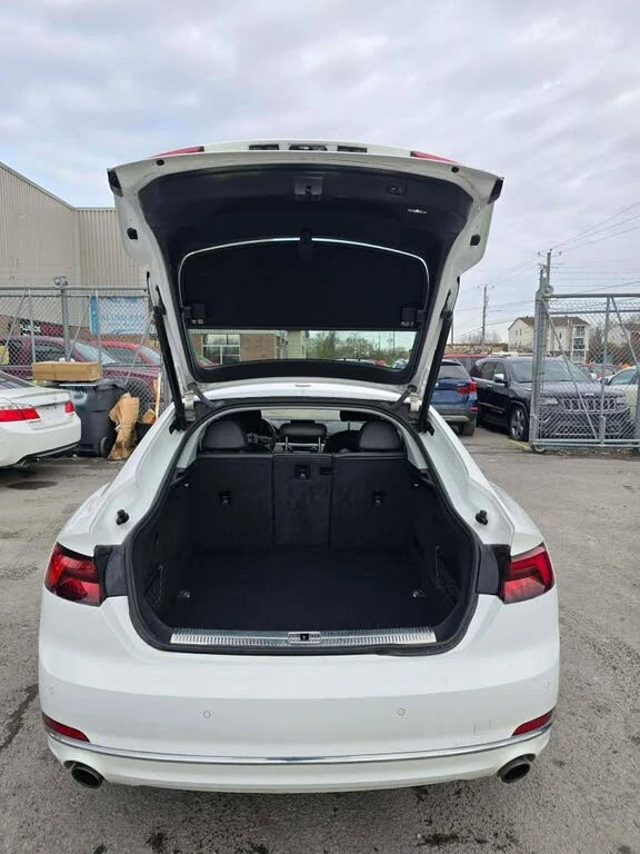 Audi A5 Komfort* ПАНОРАМА* КОЖА* ПОДГРЕВ* КАМЕРА, снимка 5 - Автомобили и джипове - 53260532