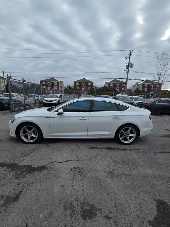 Audi A5 Komfort* ПАНОРАМА* КОЖА* ПОДГРЕВ* КАМЕРА, снимка 6 - Автомобили и джипове - 53260532