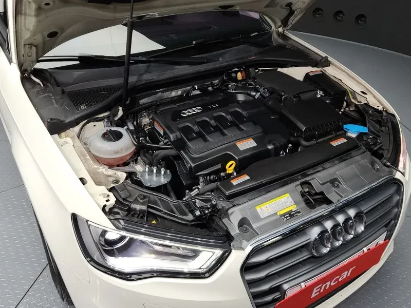 Audi A3 1.6 TDI, снимка 6 - Автомобили и джипове - 55006381