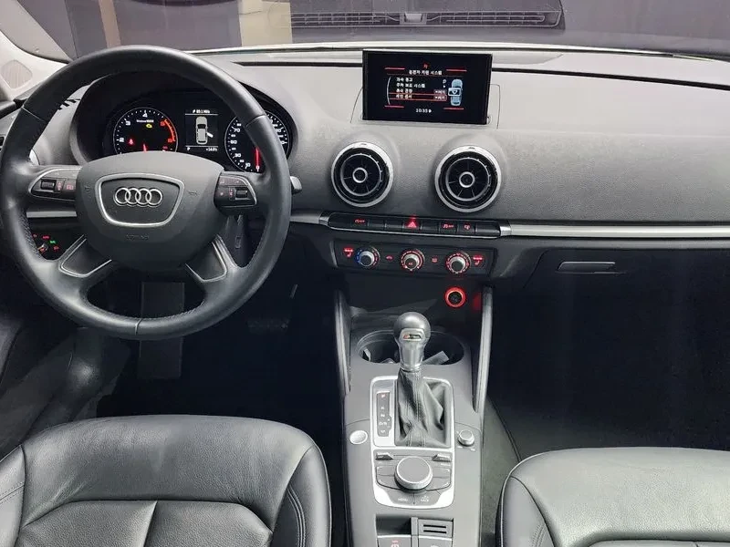 Audi A3 1.6 TDI, снимка 7 - Автомобили и джипове - 55006381