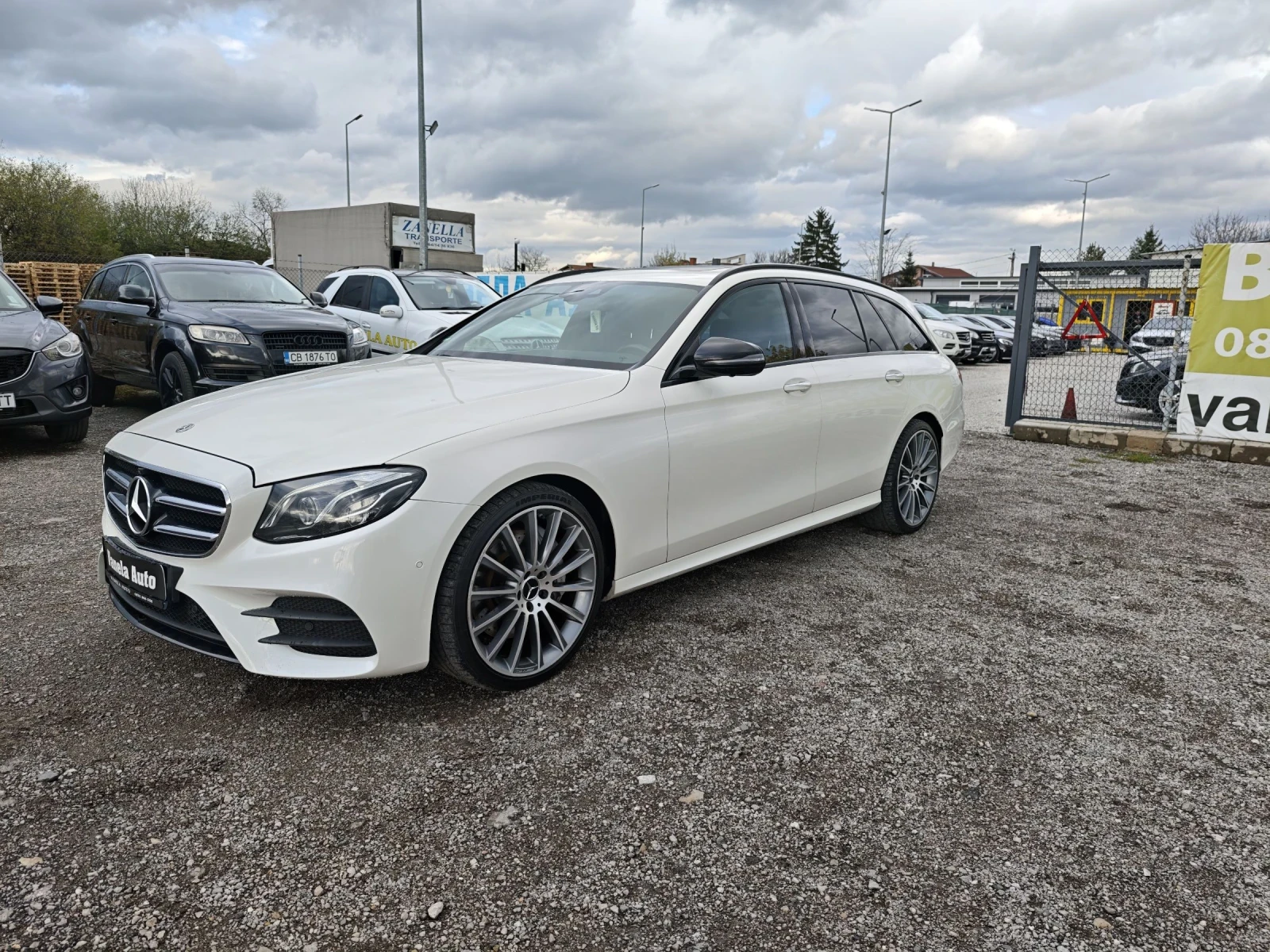 Mercedes-Benz E 350 AMG HED UP FULL, снимка 1