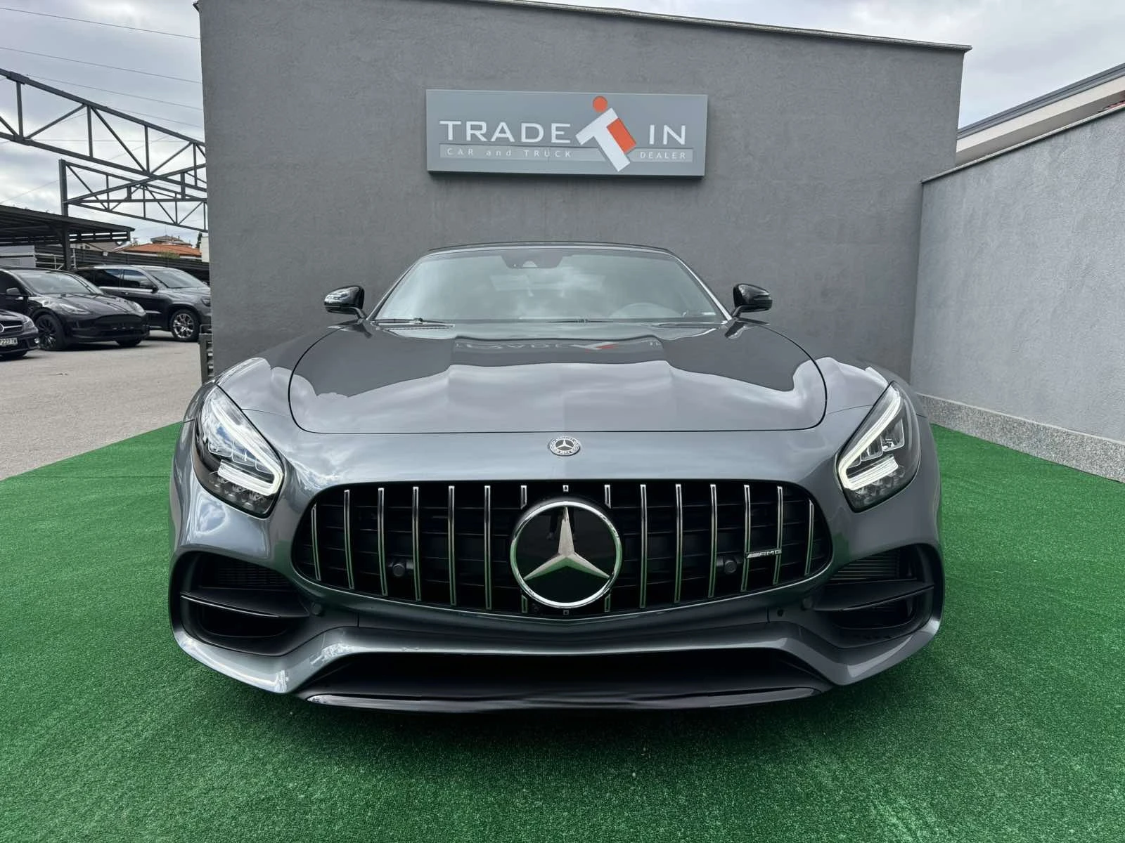 Mercedes-Benz GT 4.0 V8 AMG ROADSTAR - изображение 2