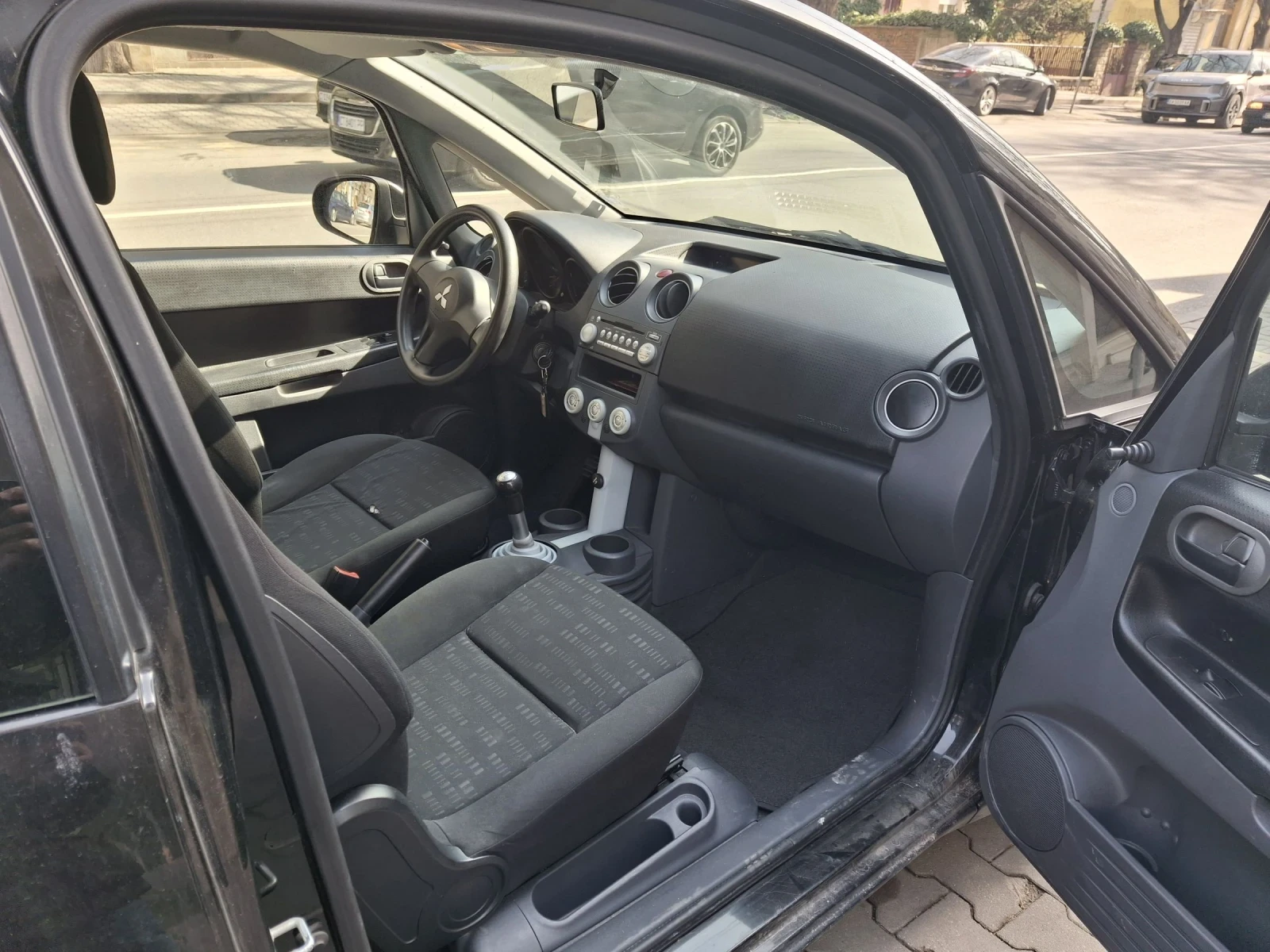 Mitsubishi Colt c23 1124 cc 55kw - изображение 5