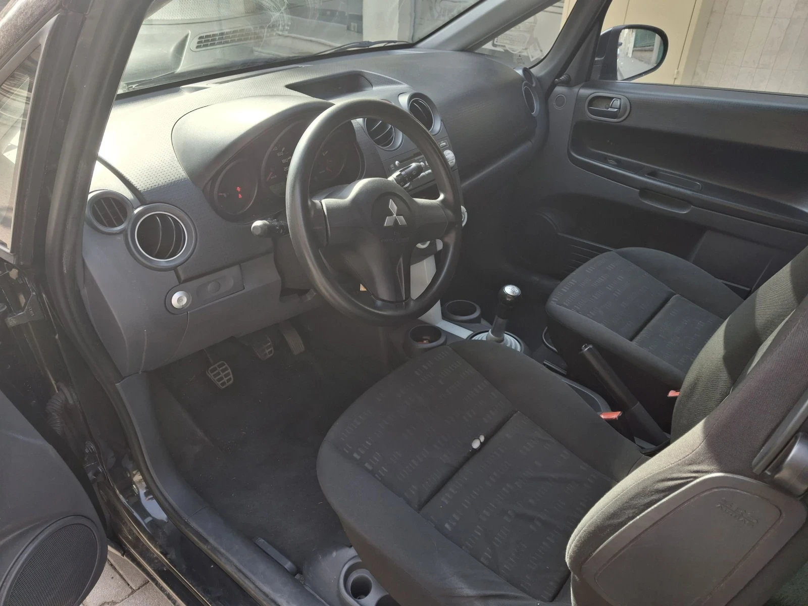 Mitsubishi Colt c23 1124 cc 55kw - изображение 7