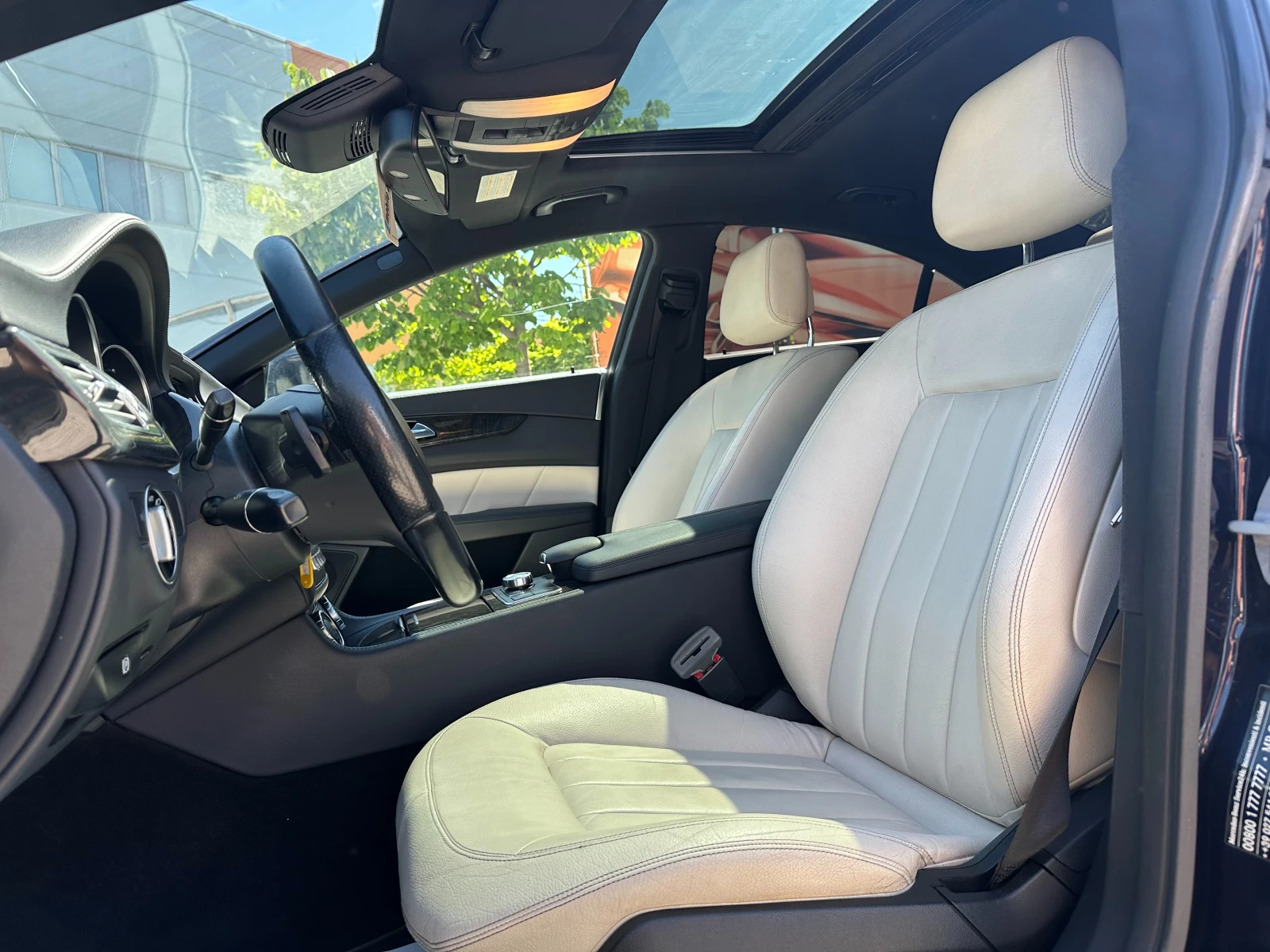 Mercedes-Benz CLS 350 4 Matik - изображение 8