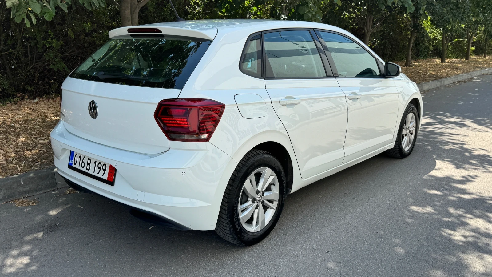 VW Polo 1.6Tdi - изображение 5