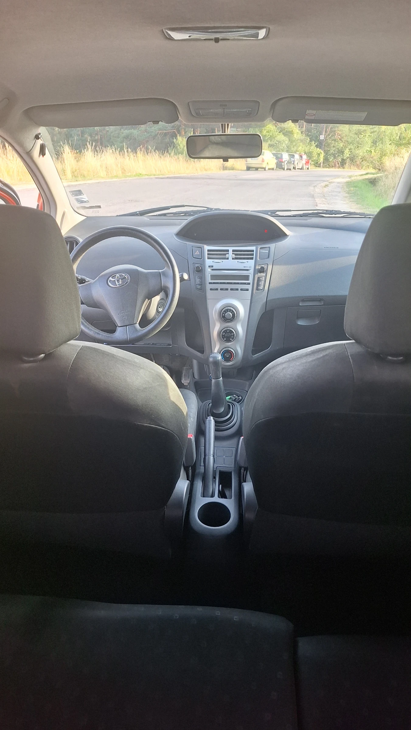 Toyota Yaris  - изображение 10