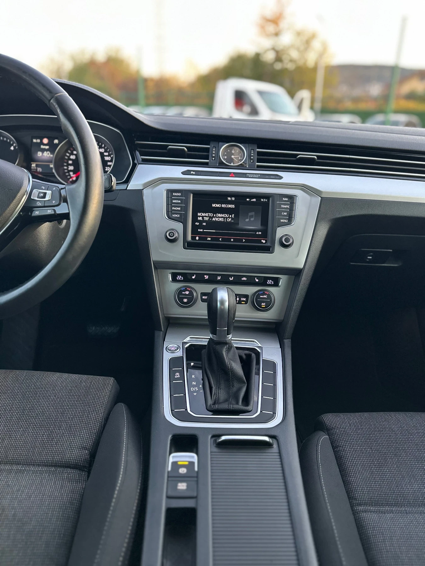 VW Passat 2.0TDI* 150hp* DSG-6* * Distronic*  | Mobile.bg   12