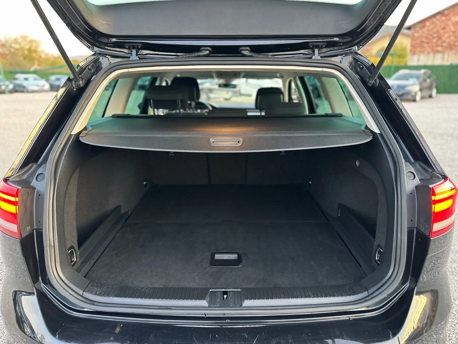 VW Passat 2.0TDI* 150hp* DSG-6* * Distronic*  | Mobile.bg   15