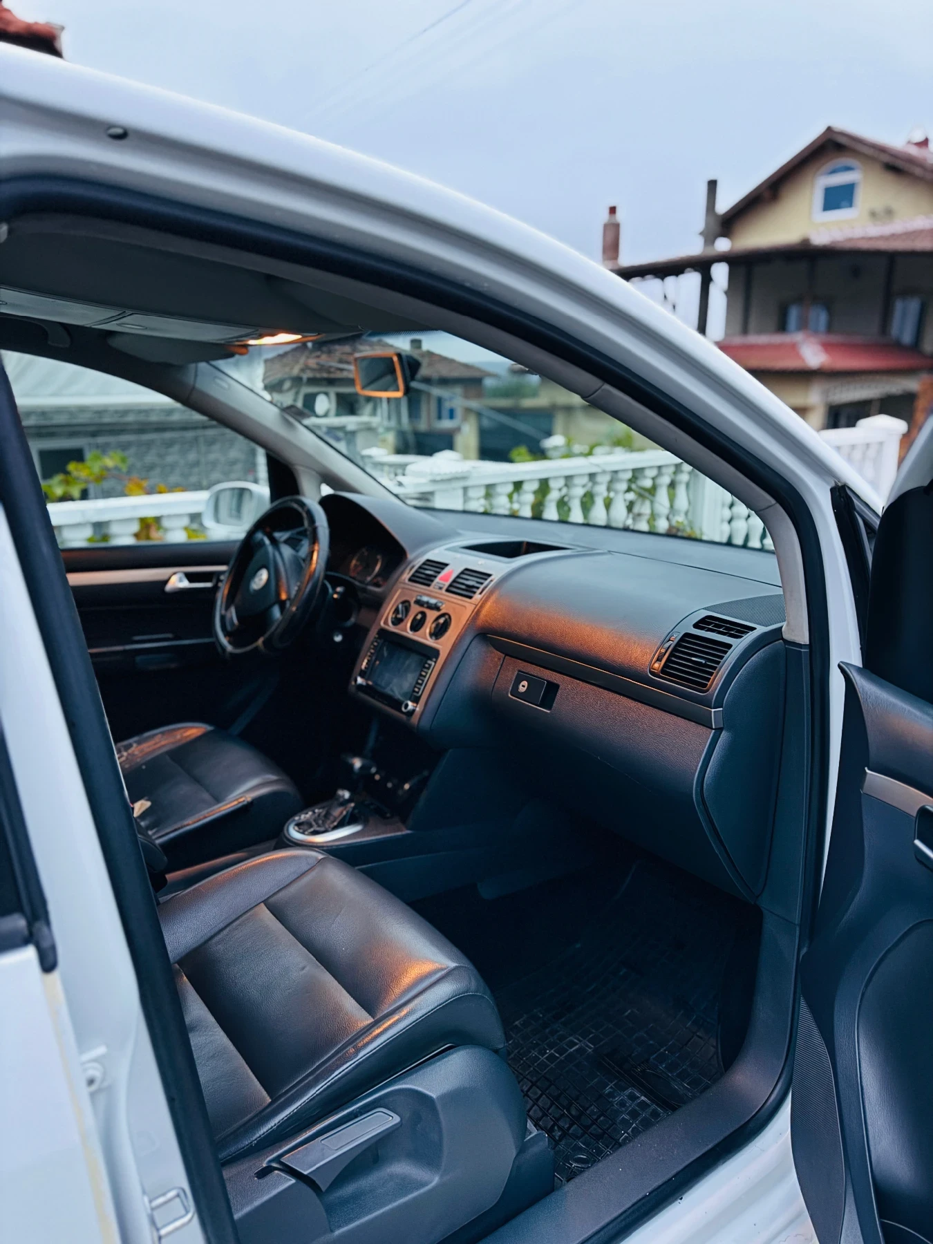 VW Touran  - изображение 8