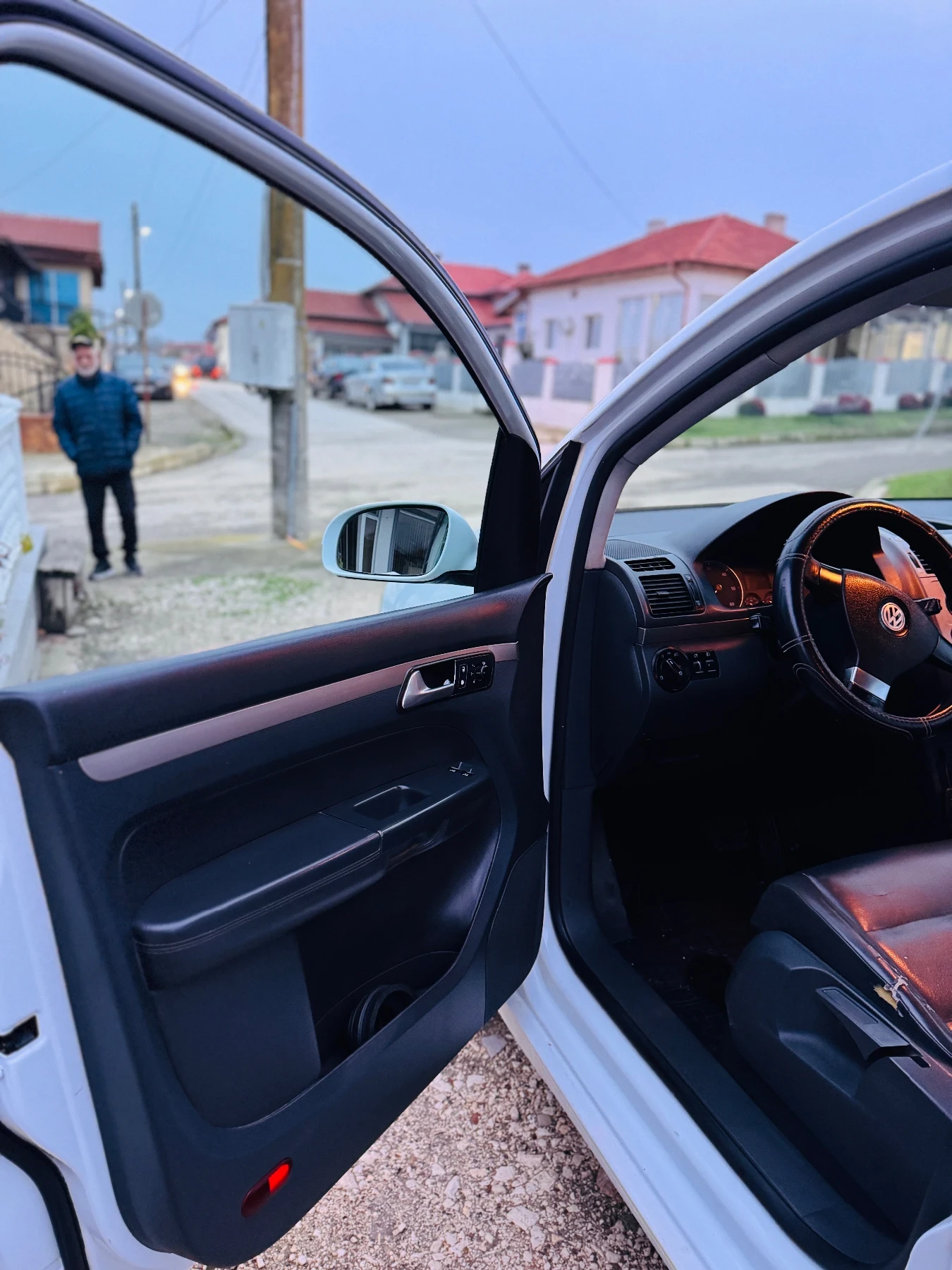 VW Touran | Mobile.bg   13