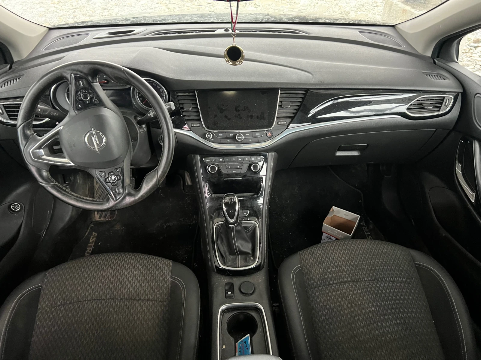 Opel Astra 1.6cdti SPORTSTOURER+  - изображение 9