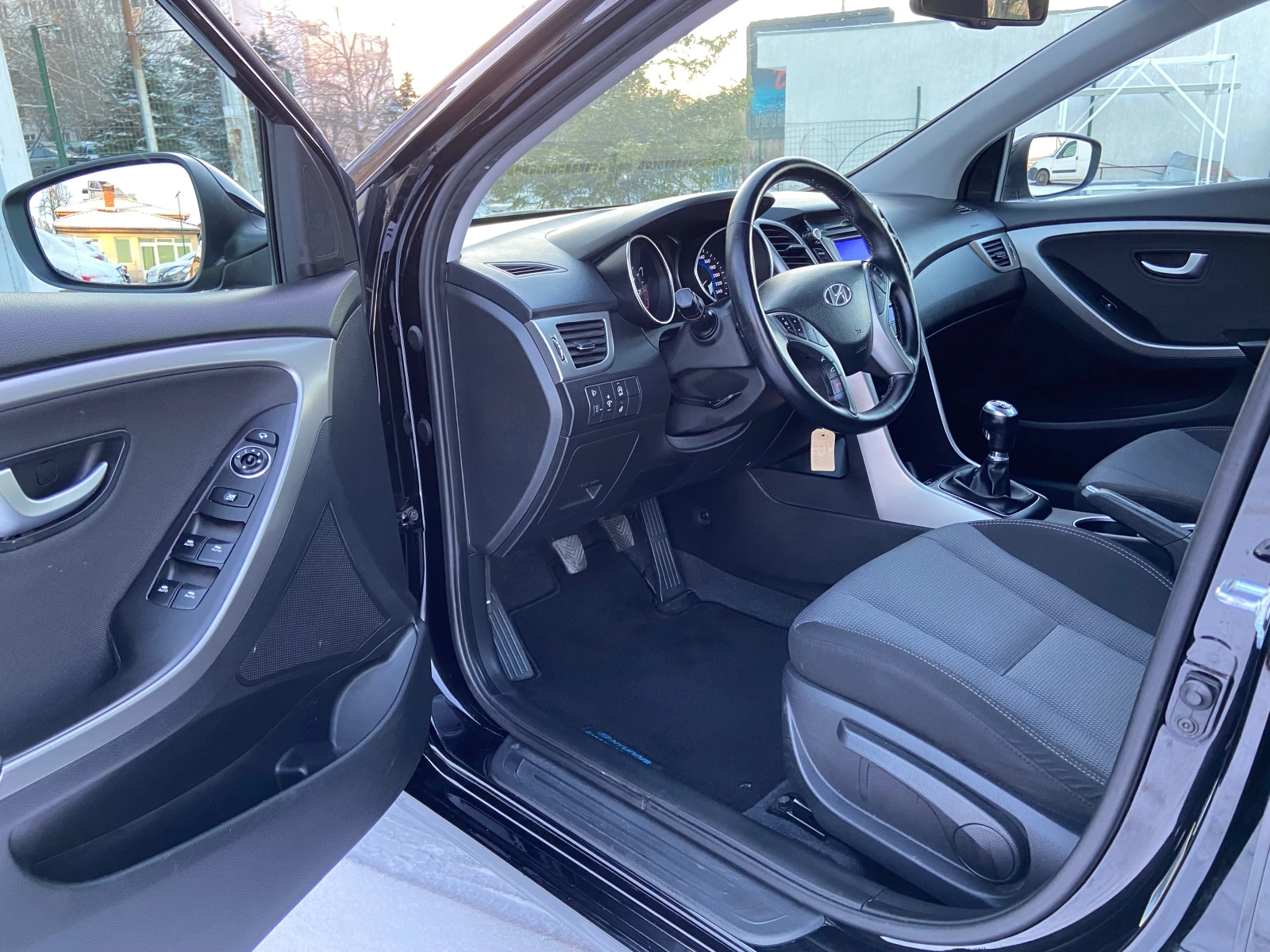 Hyundai I30 1.6 GDI 64000 ��������� | Mobile.bg � ����������� 10