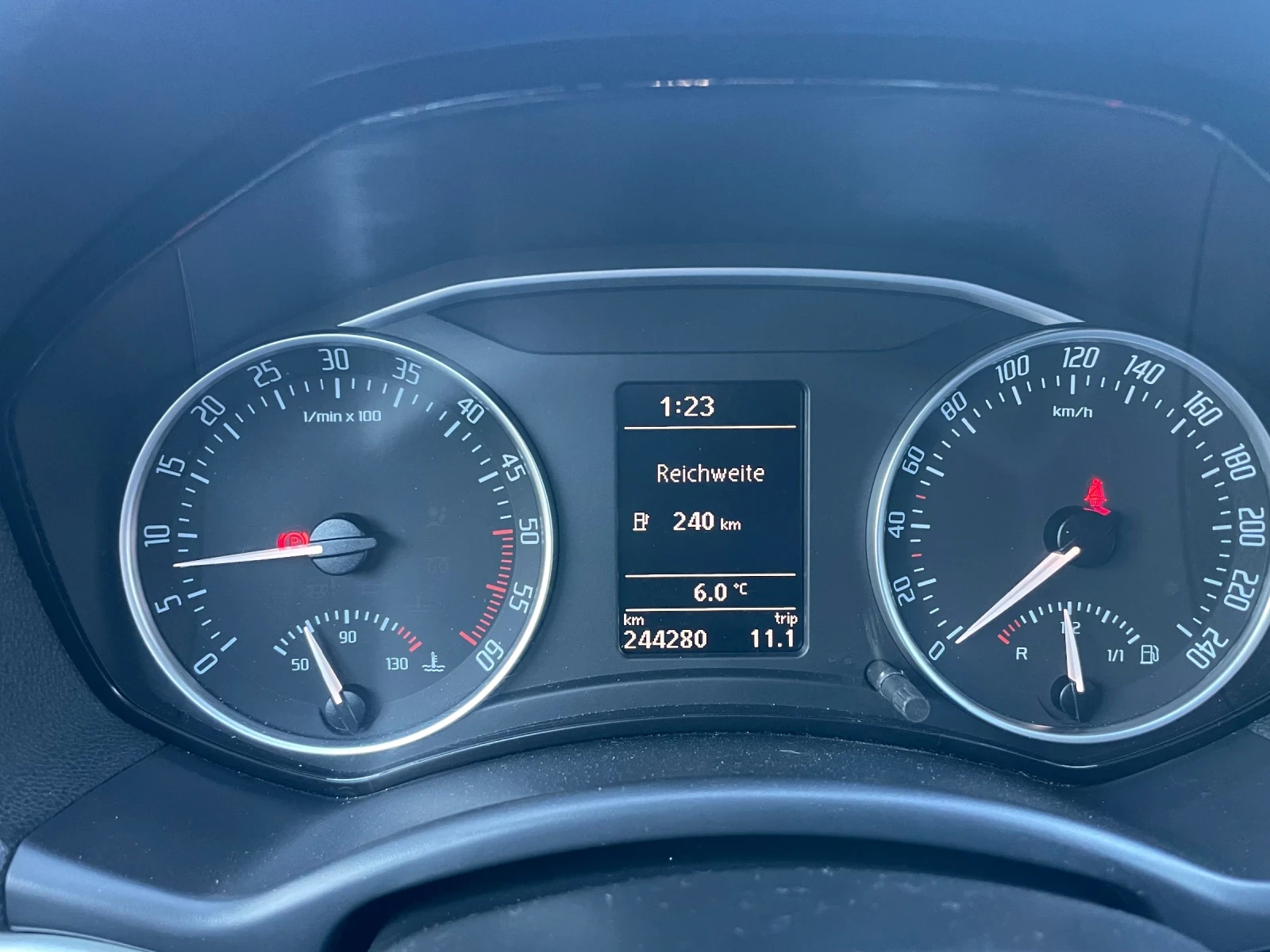 Skoda Octavia 1.6 TDi 4x4 ��������� | Mobile.bg � ����������� 12