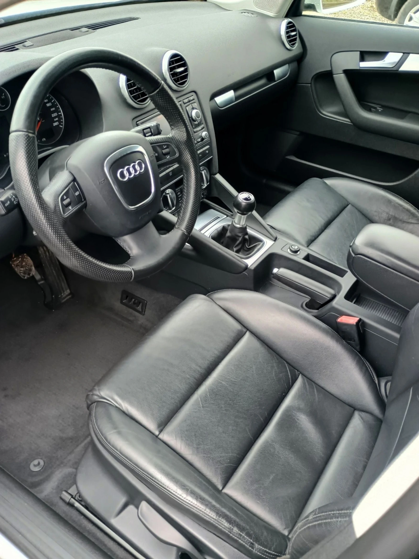 Audi A3 * УНИКАТ * КОЖА * NAVI * XENON * PARK ASSIST *   - изображение 10