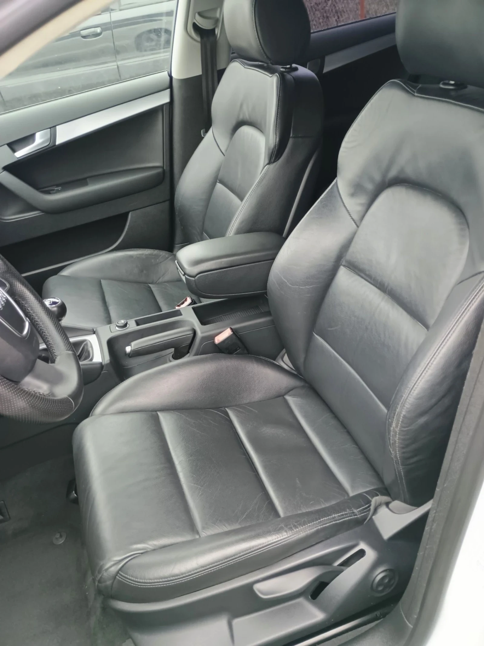 Audi A3 * УНИКАТ * КОЖА * NAVI * XENON * PARK ASSIST *   - изображение 8