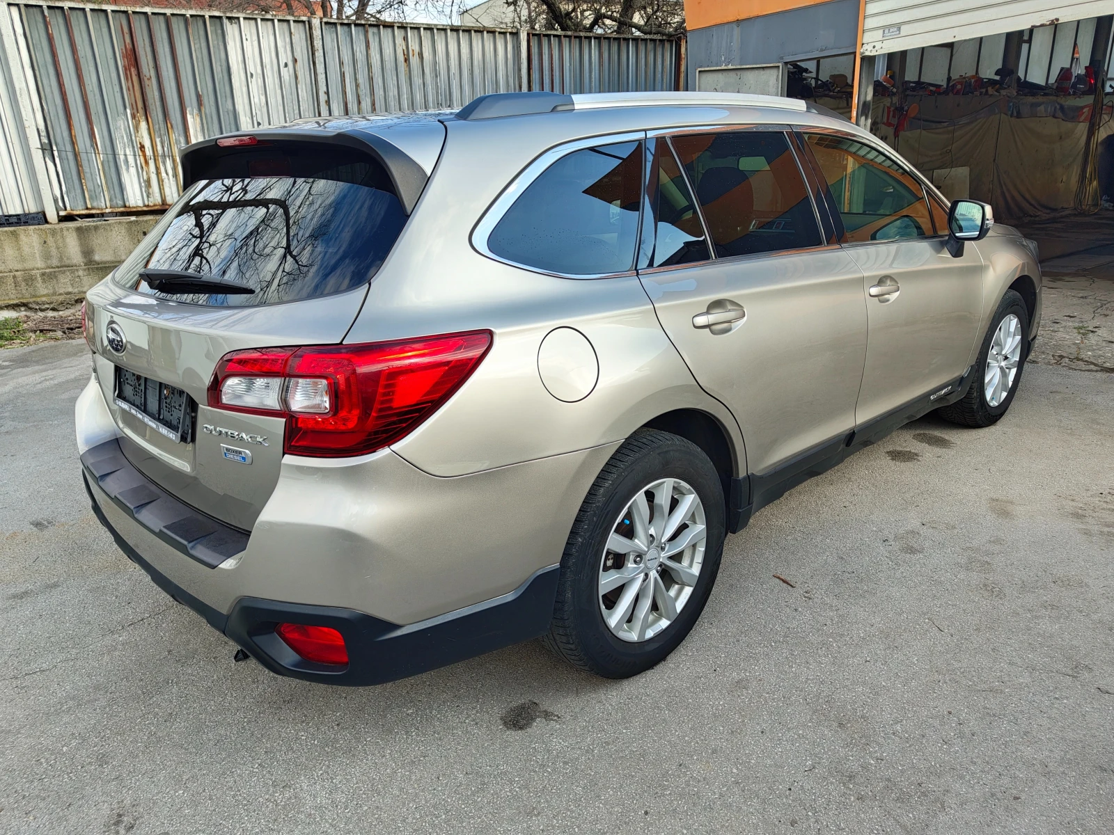 Subaru Outback  - изображение 9