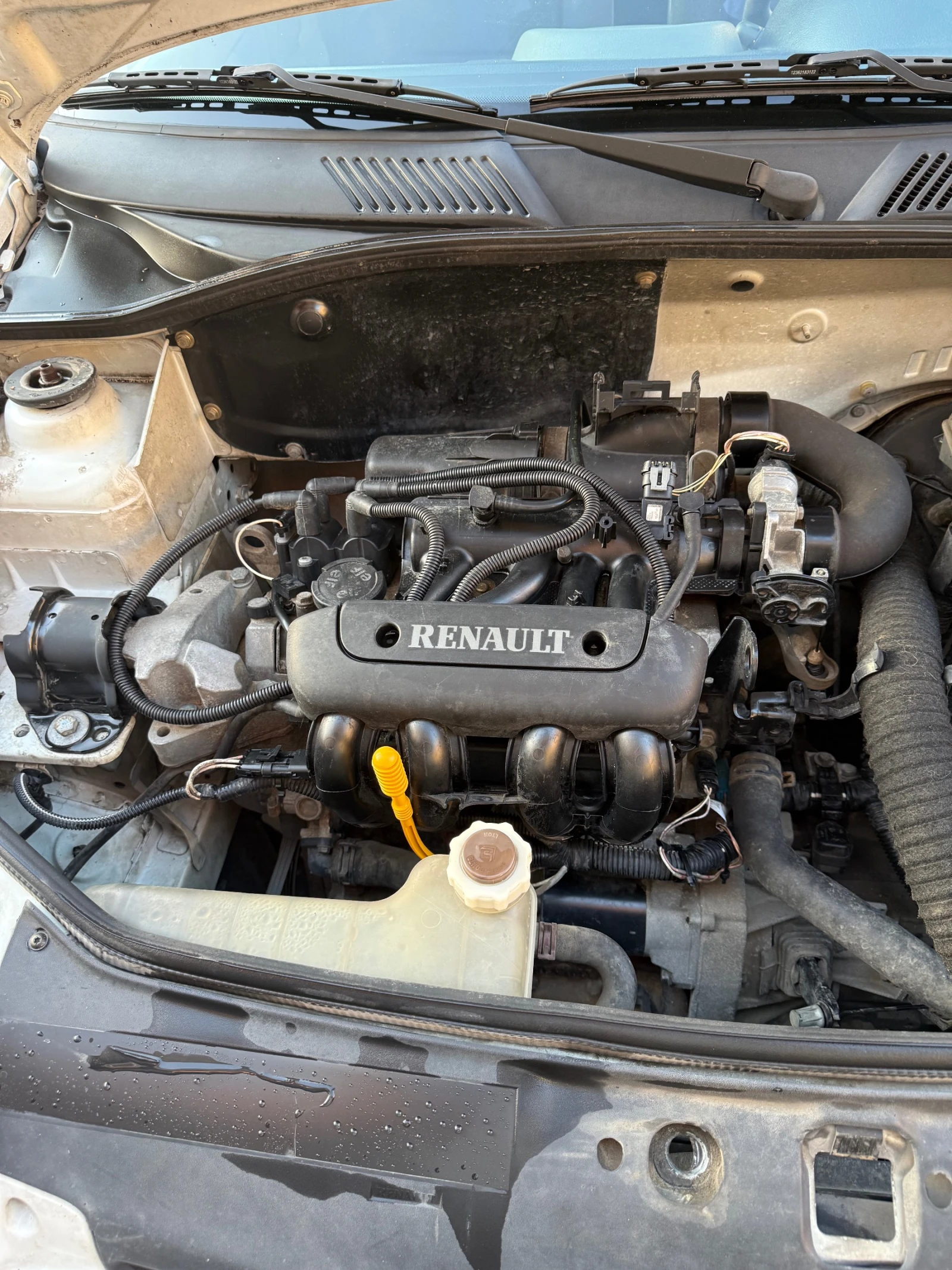 Renault Clio, снимка 9 - Автомобили и джипове - 53869675