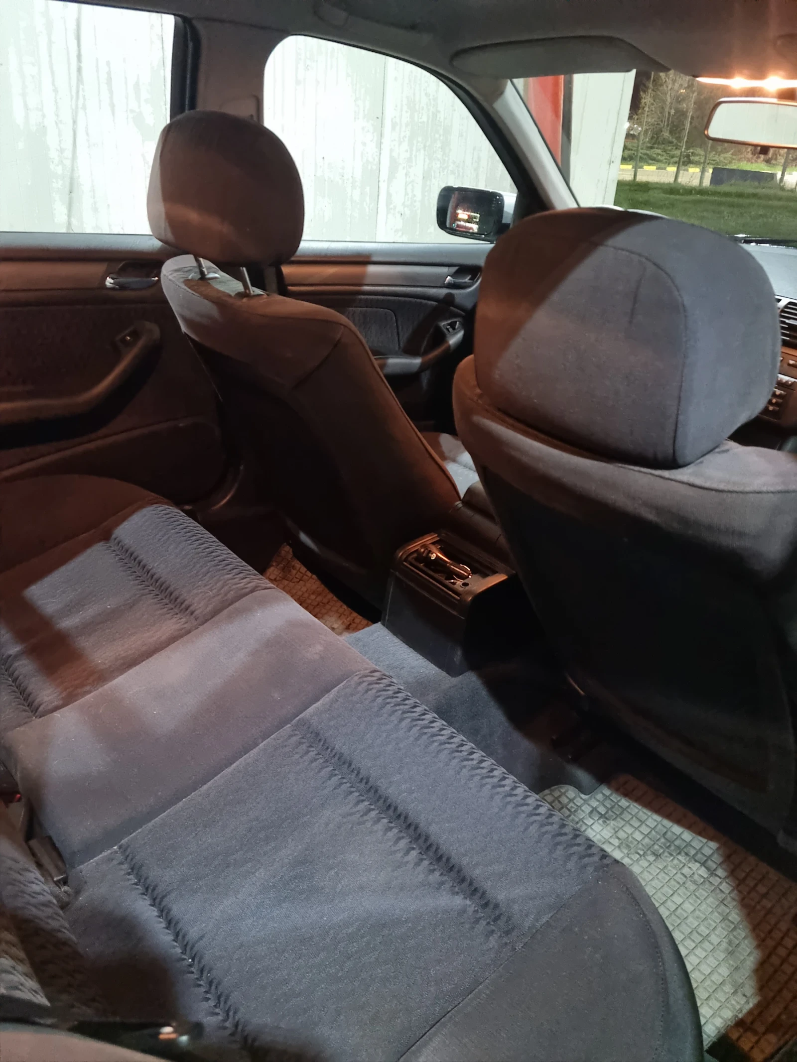 BMW 318 E46 318i 118 LPG, снимка 4 - Автомобили и джипове - 54034256