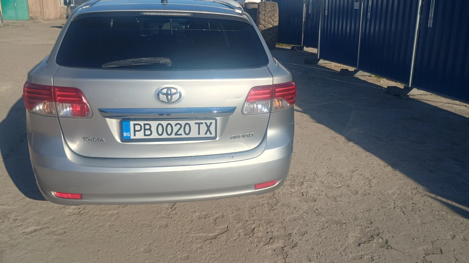 Toyota Avensis, снимка 10 - Автомобили и джипове - 54151575