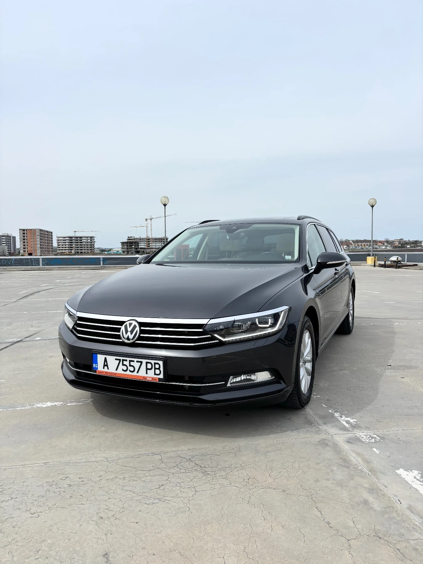VW Passat     B8 DSG 7 PANORAMA ACC LED DAS WELTAUTO | Mobile.bg � ����������� 2