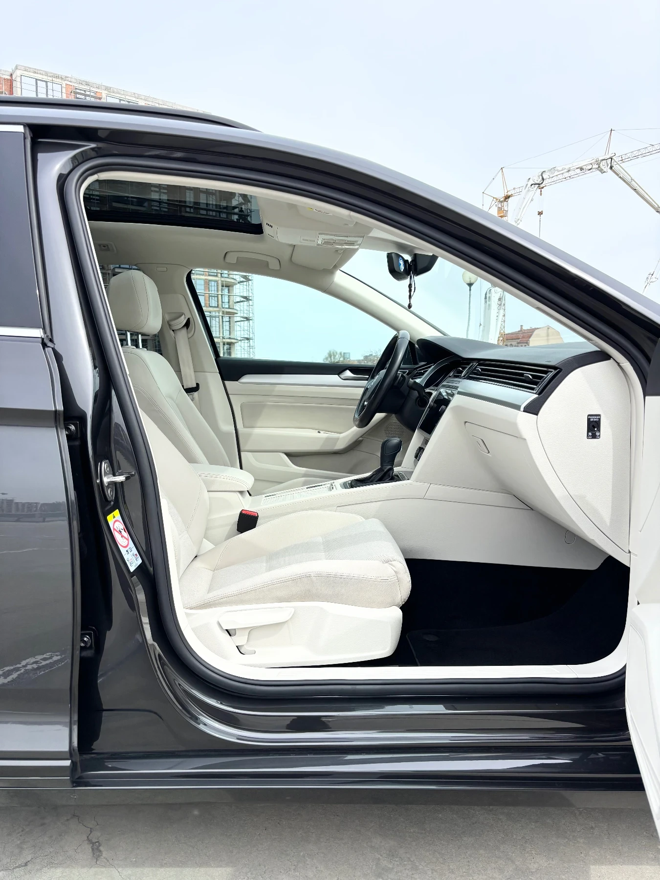 VW Passat     B8 DSG 7 PANORAMA ACC LED DAS WELTAUTO | Mobile.bg � ����������� 9