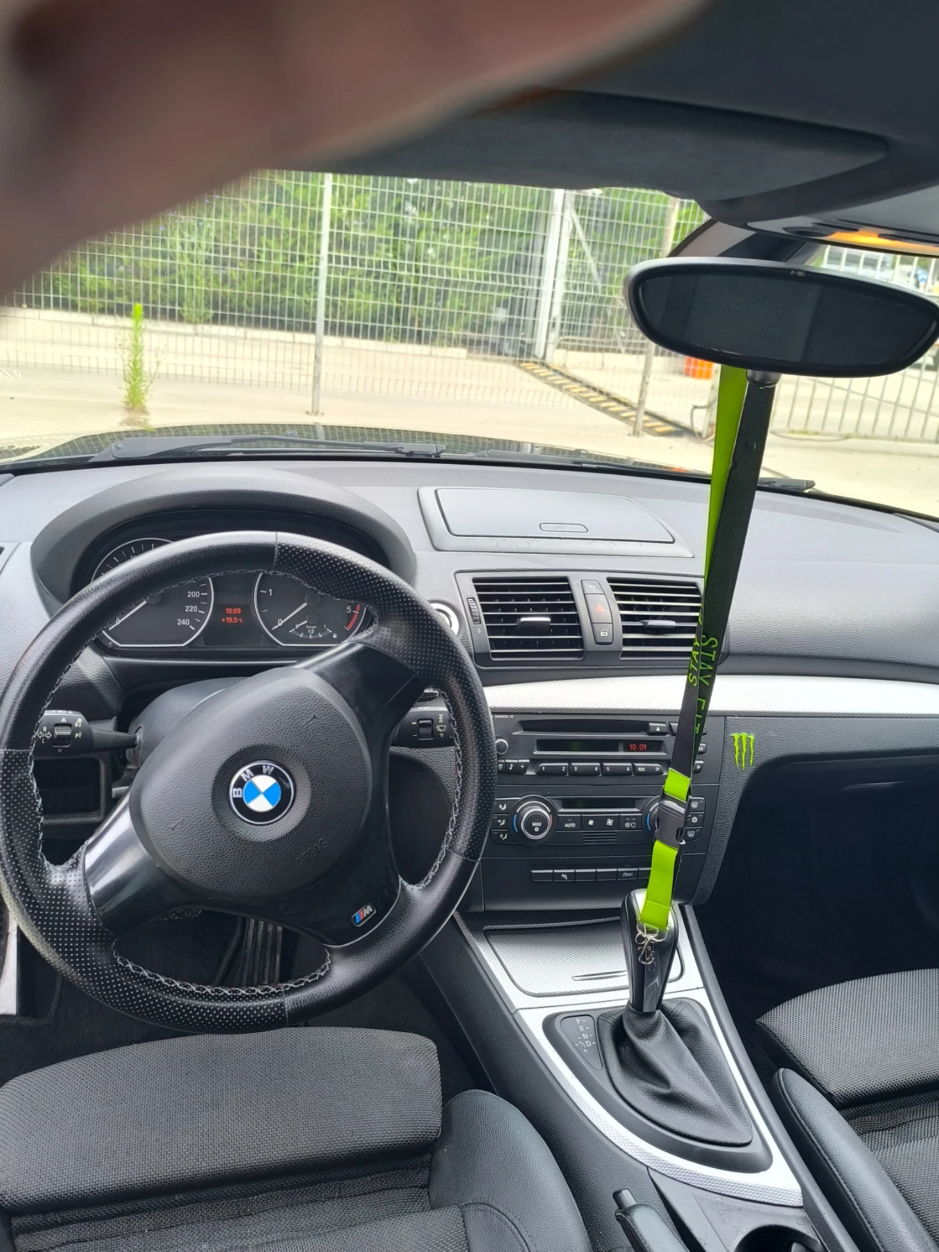 BMW 118, снимка 14 - Автомобили и джипове - 55031382