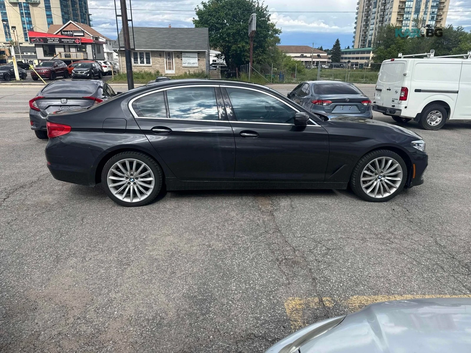 BMW 530 LUXURY *  Harman Kardon * АвтоКредит * (ЦЕНА ДО БГ, снимка 4 - Автомобили и джипове - 55071494