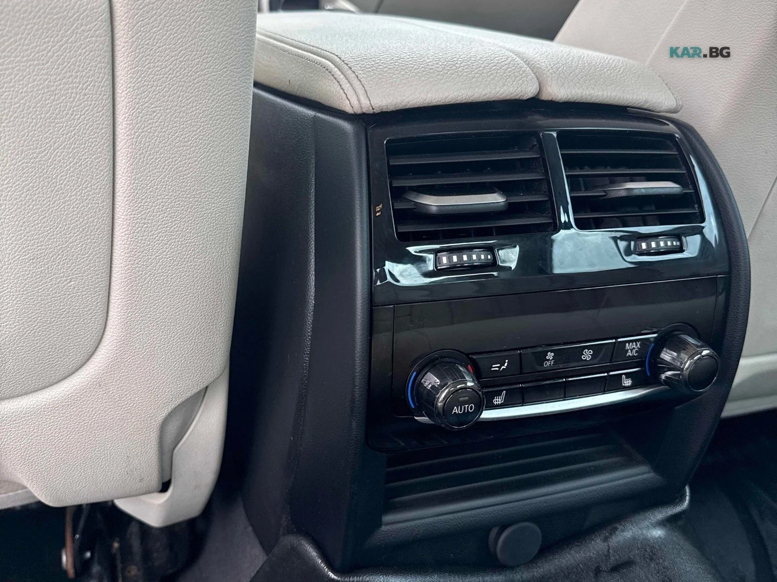 BMW 530 LUXURY *  Harman Kardon * АвтоКредит * (ЦЕНА ДО БГ, снимка 15 - Автомобили и джипове - 55071494