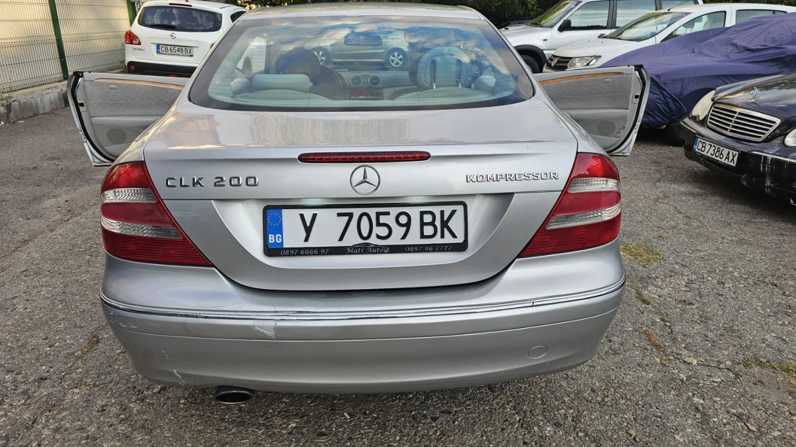 Mercedes-Benz CLK 1.8 Kompressor, снимка 9 - Автомобили и джипове - 55878958