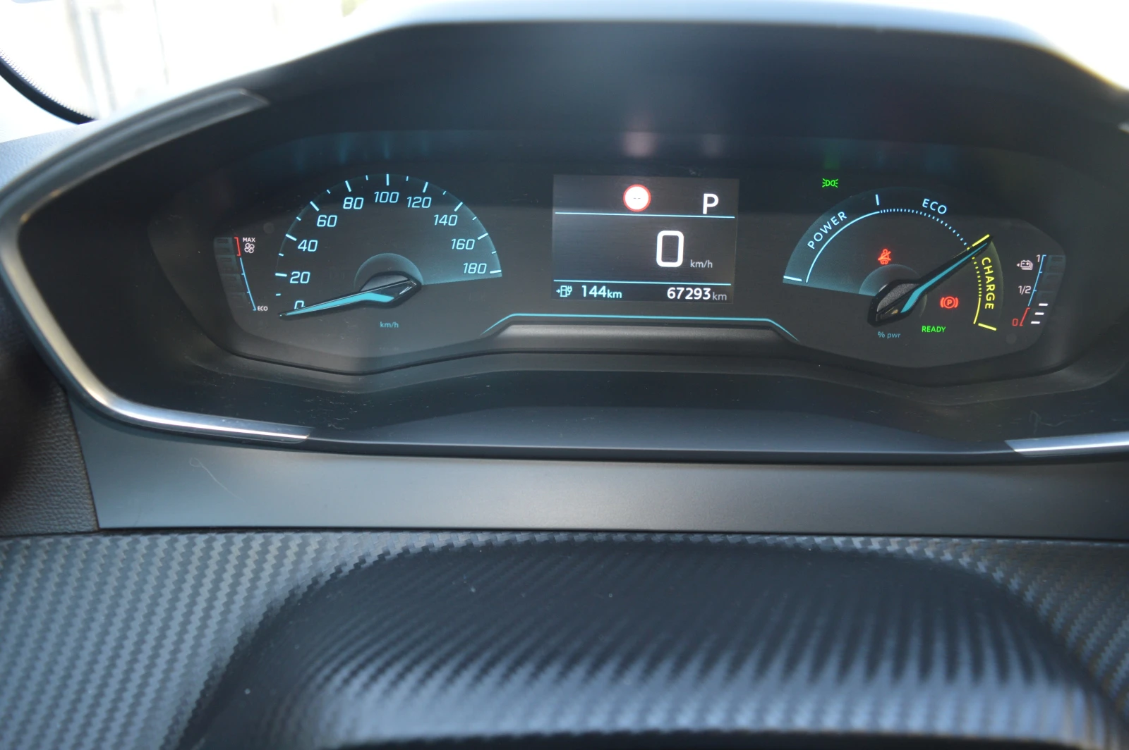 Peugeot 208 НОВА БАТЕРИЯ, снимка 10 - Автомобили и джипове - 56151661