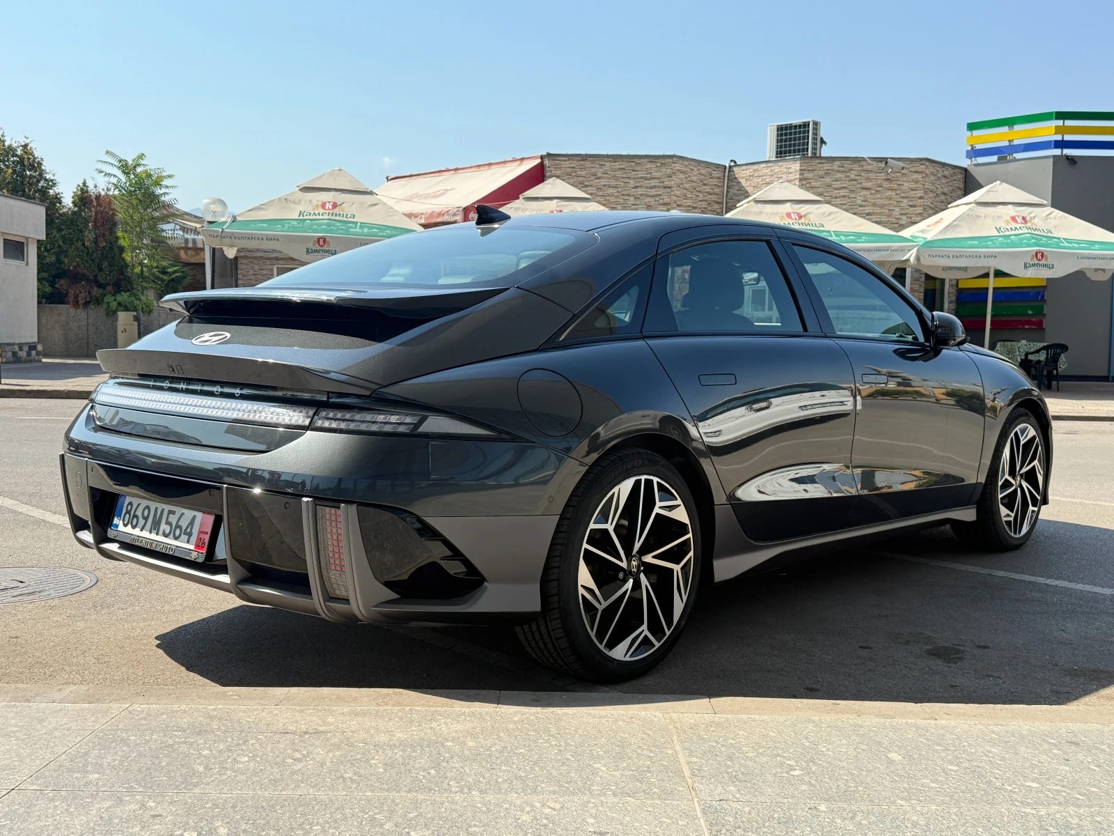 Hyundai Ioniq 6 77.4kWh 325к.с. Ultimate 4x4 Всички Екстри!!!, снимка 4 - Автомобили и джипове - 56211550