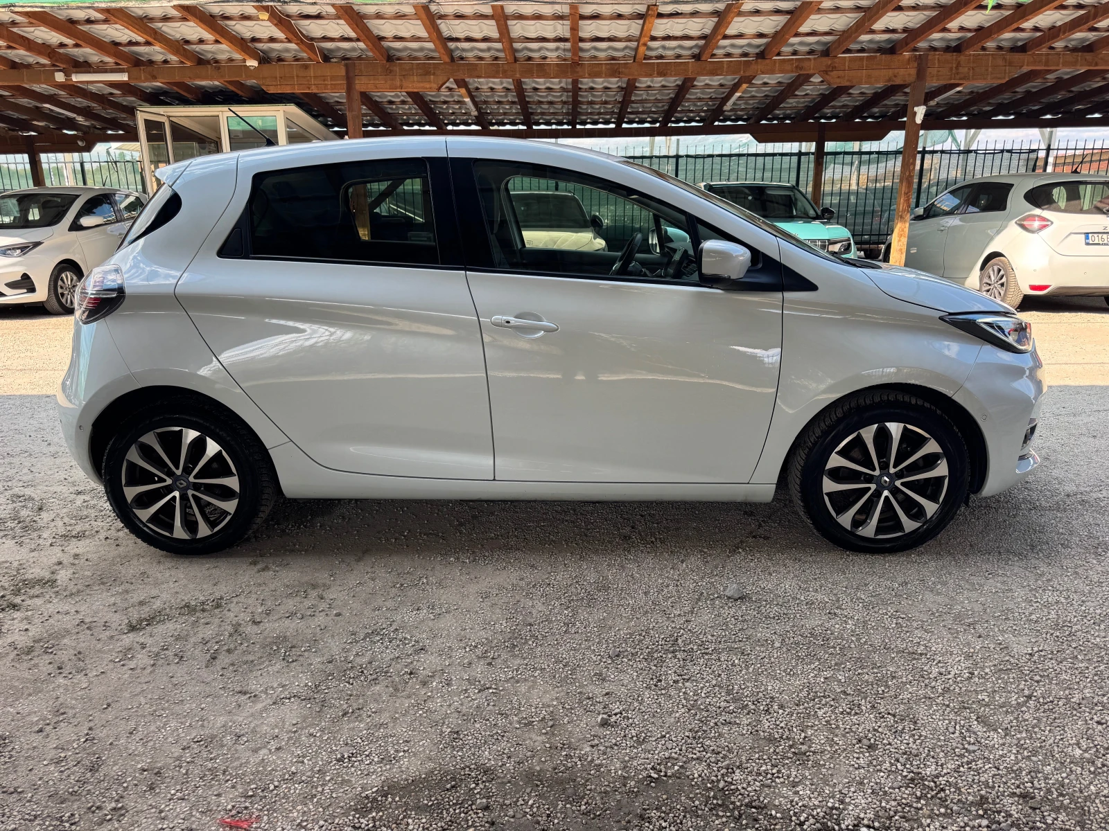 Renault Zoe R135, 52Kwh, CCSнов внос ГЕРМАНИЯ, снимка 2 - Автомобили и джипове - 56213690