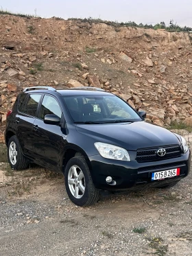 Toyota Rav4 2.2- D4D* 4х4* ИТАЛИЯ* #СЕРВИЗНА ИСТОРИЯ, снимка 4