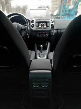 VW Tiguan  CUP/2.0 TDI/184к.с/4x4/Самопарк/19ц. НОВИ ГУМИ - 12990 € / 25406.23 лв. - 33784570 15