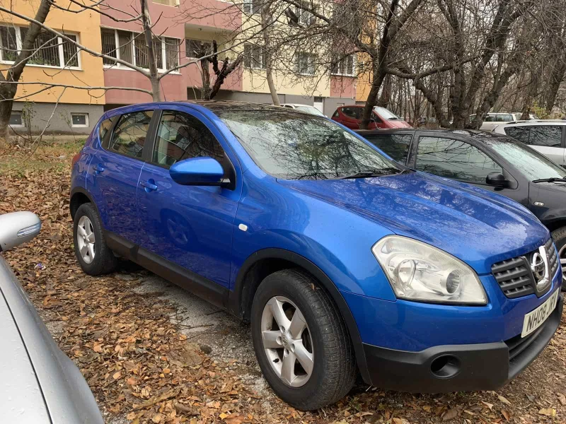 Nissan Qashqai 2.0 DCI, снимка 3 - Автомобили и джипове - 47139102