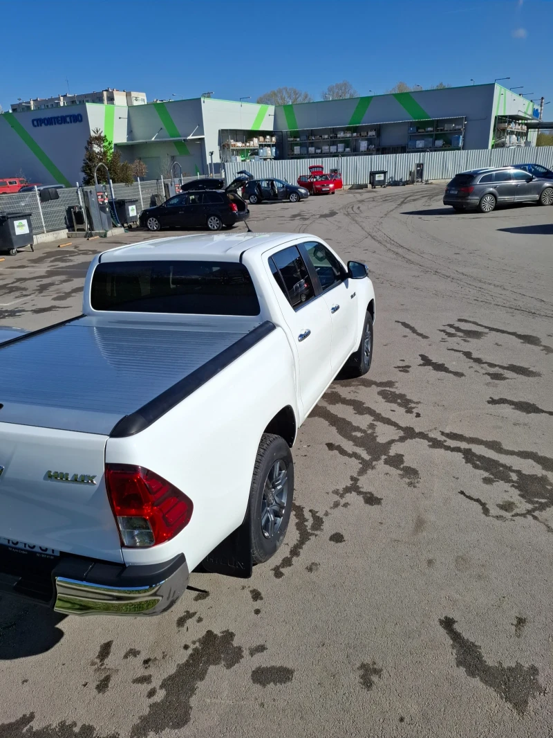 Toyota Hilux, снимка 5 - Автомобили и джипове - 52664218