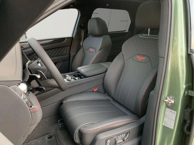 Bentley Bentayga V8 S CARBON B&O HEAD UP PANO 360, снимка 8 - Автомобили и джипове - 51725325