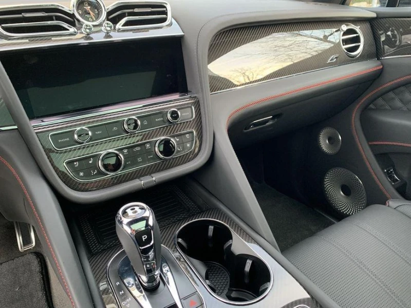 Bentley Bentayga V8 S CARBON B&O HEAD UP PANO 360, снимка 12 - Автомобили и джипове - 51725325