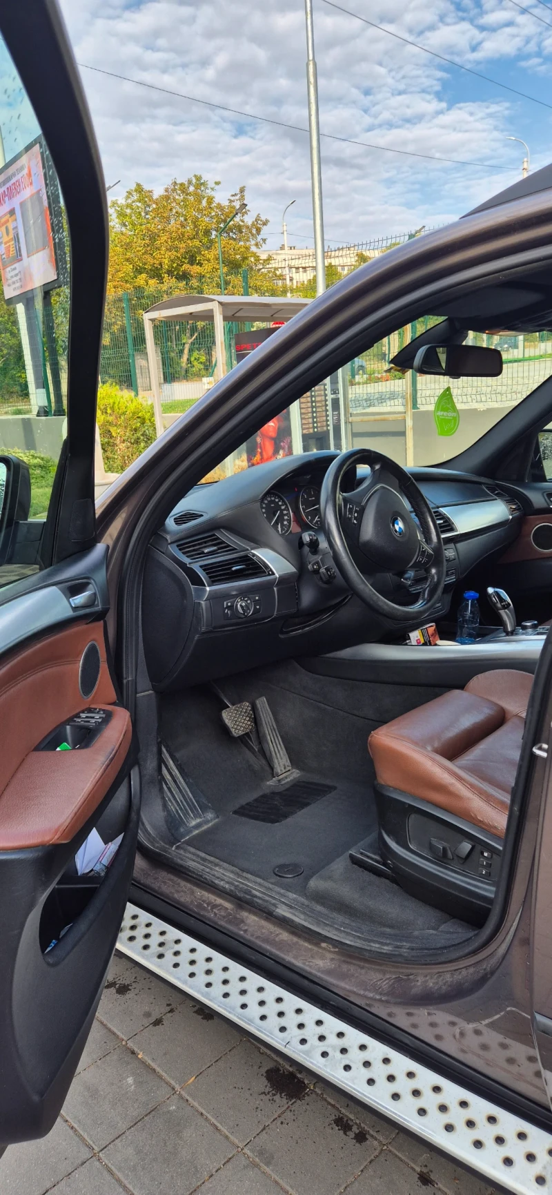 BMW X5 3.0D, ПАНОРАМА, ВАКУУМ, ТЕГЛИЧ, 360  КАМЕРА , снимка 7 - Автомобили и джипове - 52886432