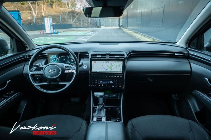 Hyundai Tucson 1.6 CRDi, снимка 8 - Автомобили и джипове - 52561273