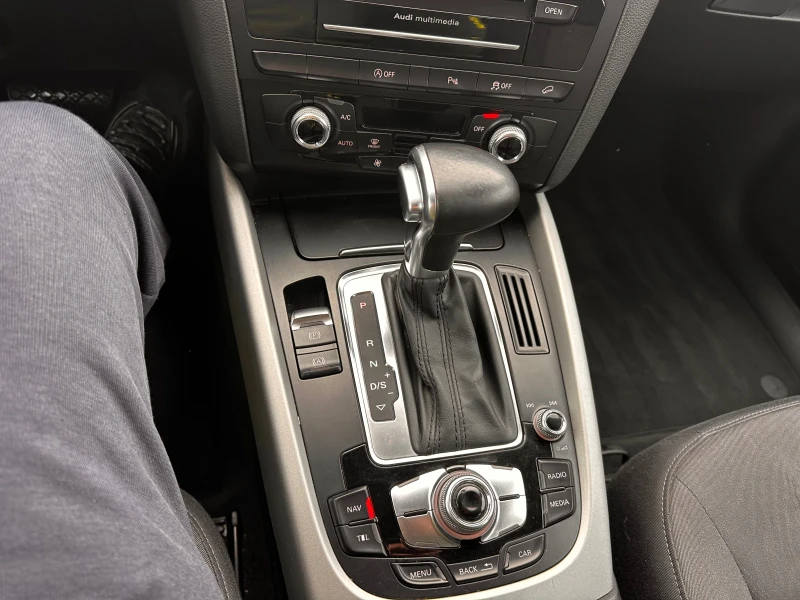 Audi Q5, снимка 12 - Автомобили и джипове - 53584862